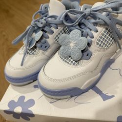 Kids jordan 4 size 13c