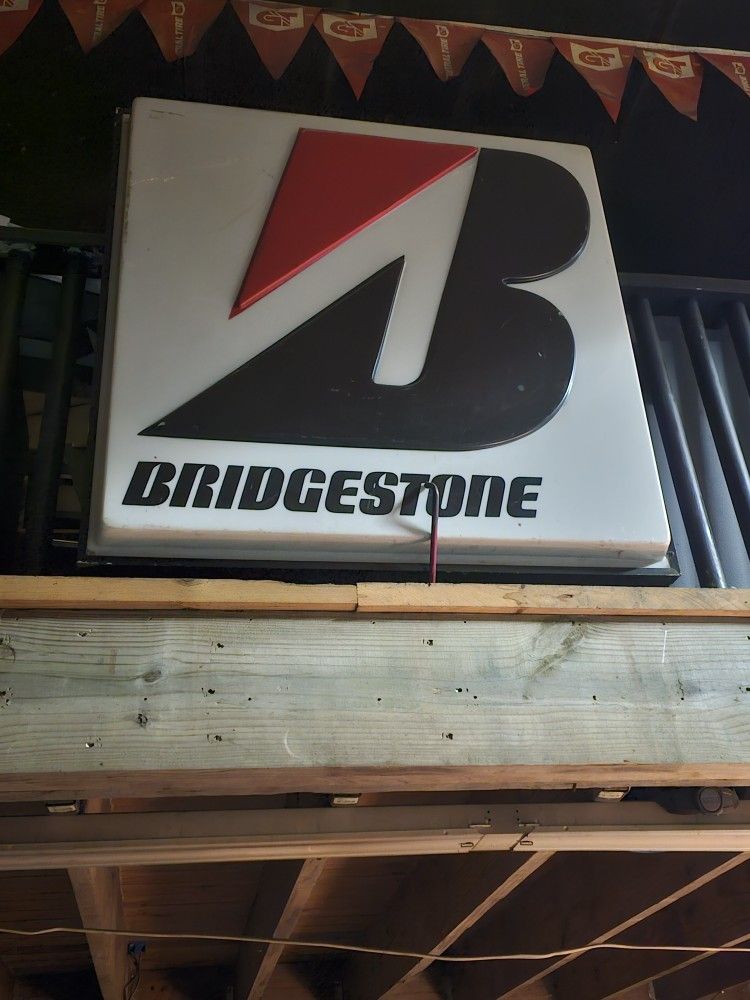 Bridgestone Lighted Sign w/o bulbs