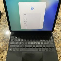 Apple iPad Air 11”