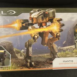 Halo Mantis With Spartan  Action Figure 