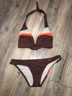O’Neill authentic Bikini SIZE MEDIUM.