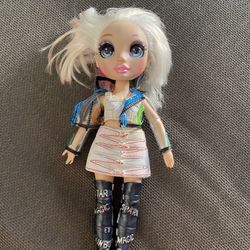 Rainbow High Doll Amaya Raine 