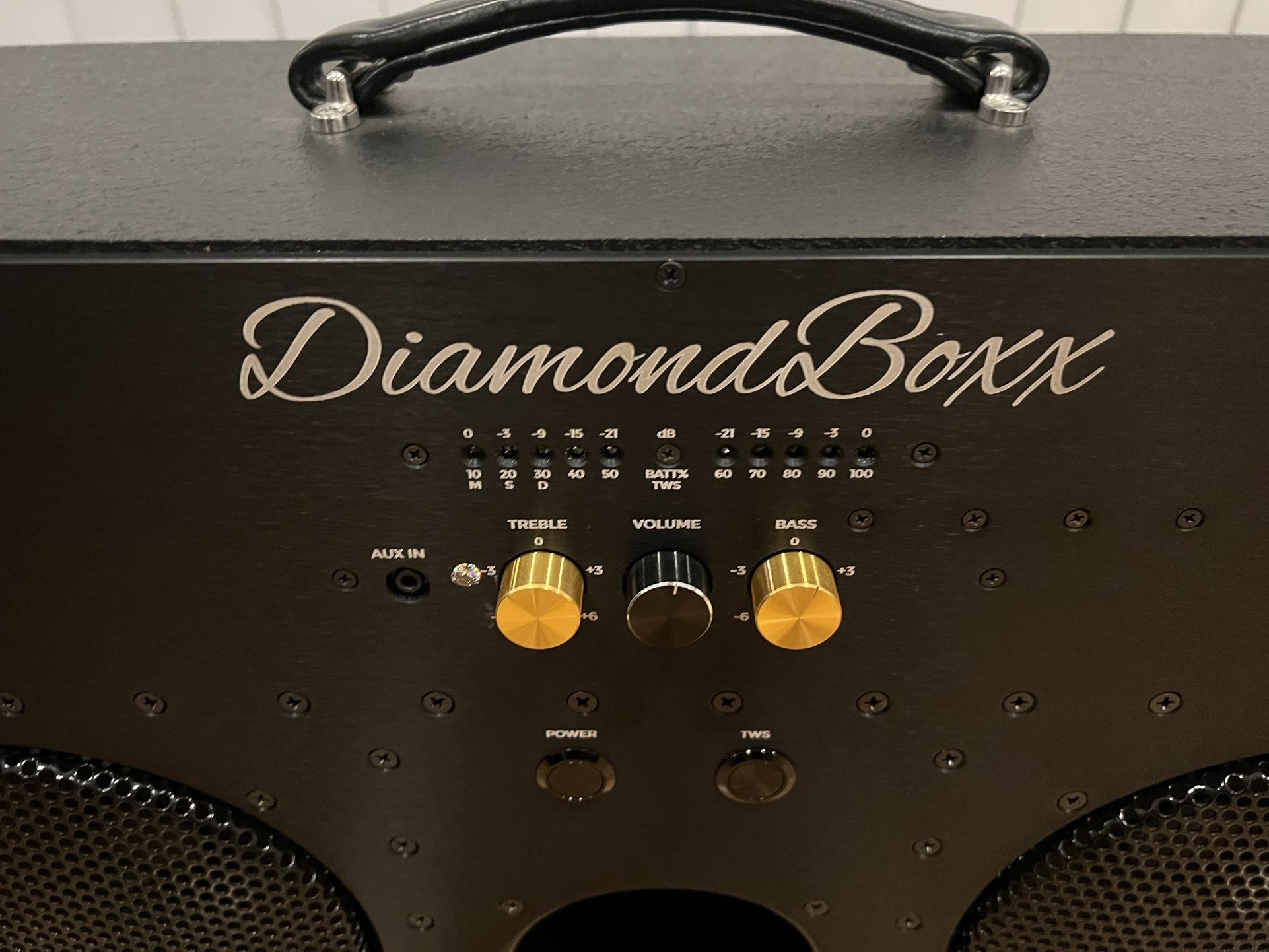 DiamondBoxx Model L3 Bluetooth Speaker