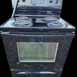 Black Whirlpool Coil Top ELECTRIC Stove