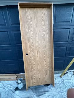 28” Closet Door w/Frame