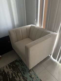 Modern Cream Accent Chair / Lounge Chair