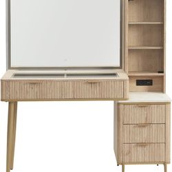 Makeup Vanity Desk with 36” Lighted Mirror