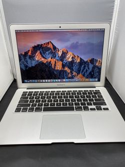 Apple MacBook Air 13 inch 2017