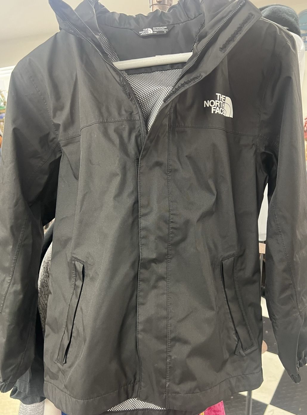 North face Black Windbreaker / Raincoat, Boy Or Girl, Size 10