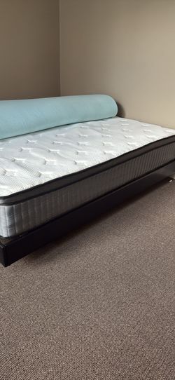 California King Mattress and bed frame - MUST GO TONIGHT!!