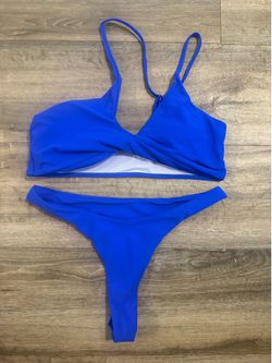 Palmipeta bikini