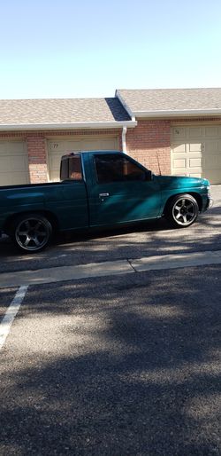 Nissan pickup