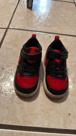 Toddler Nike shoes