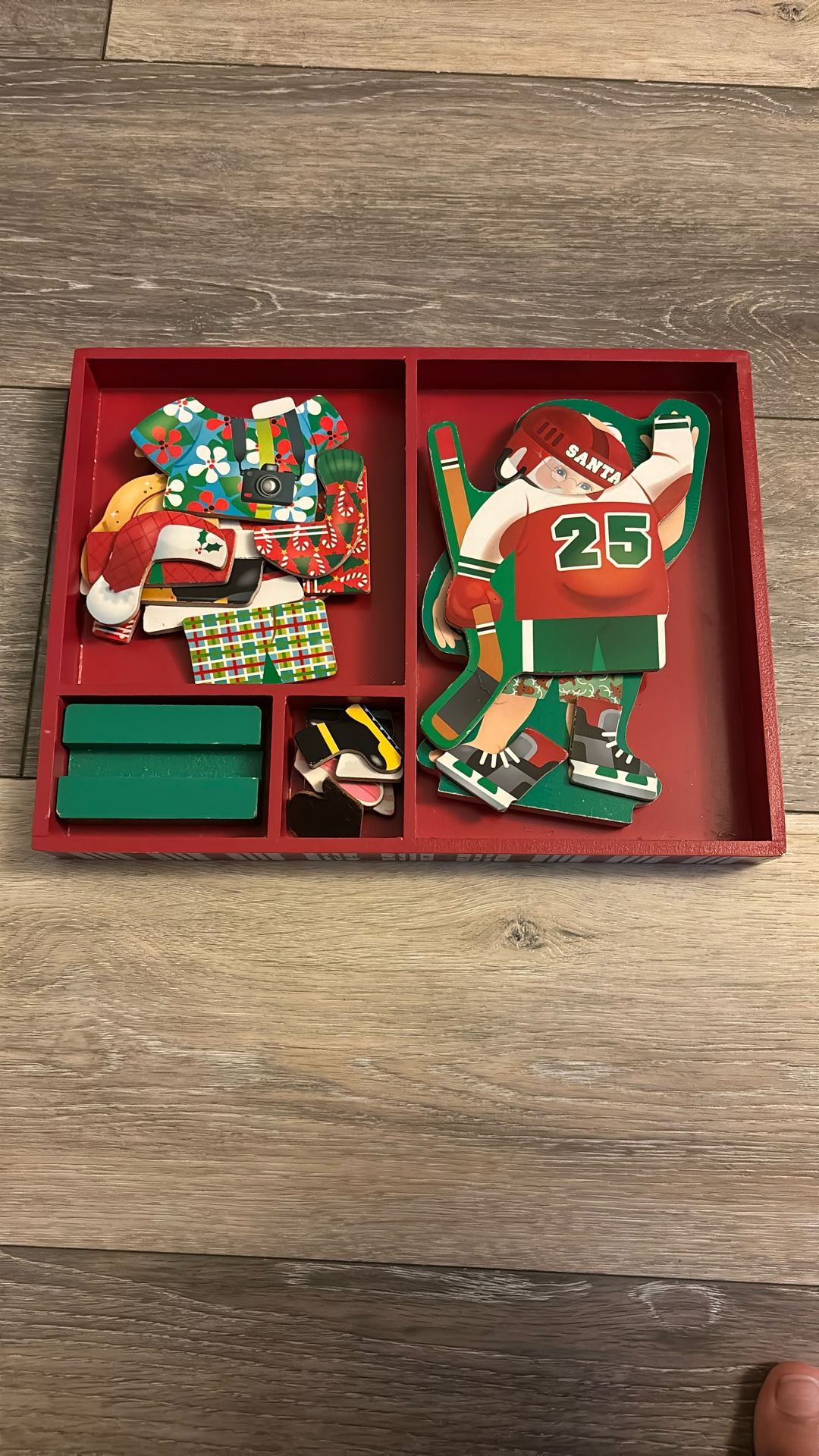 Melissa & Doug Santa Claus Magnet Pretend Play