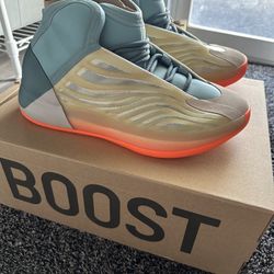 Adidas Yeezy QNTM Basketball Shoes Sz 9.5