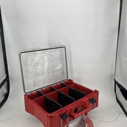 Milwaukee PACKOUT 20 in. Deep Small Parts Organizer with 6 Compartments and Quick Adjust Dividers