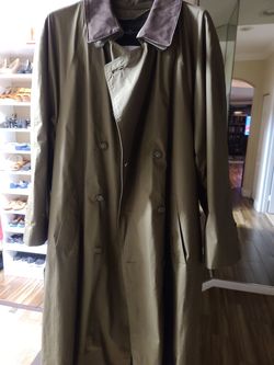 Mens London Fog full trench Olive green