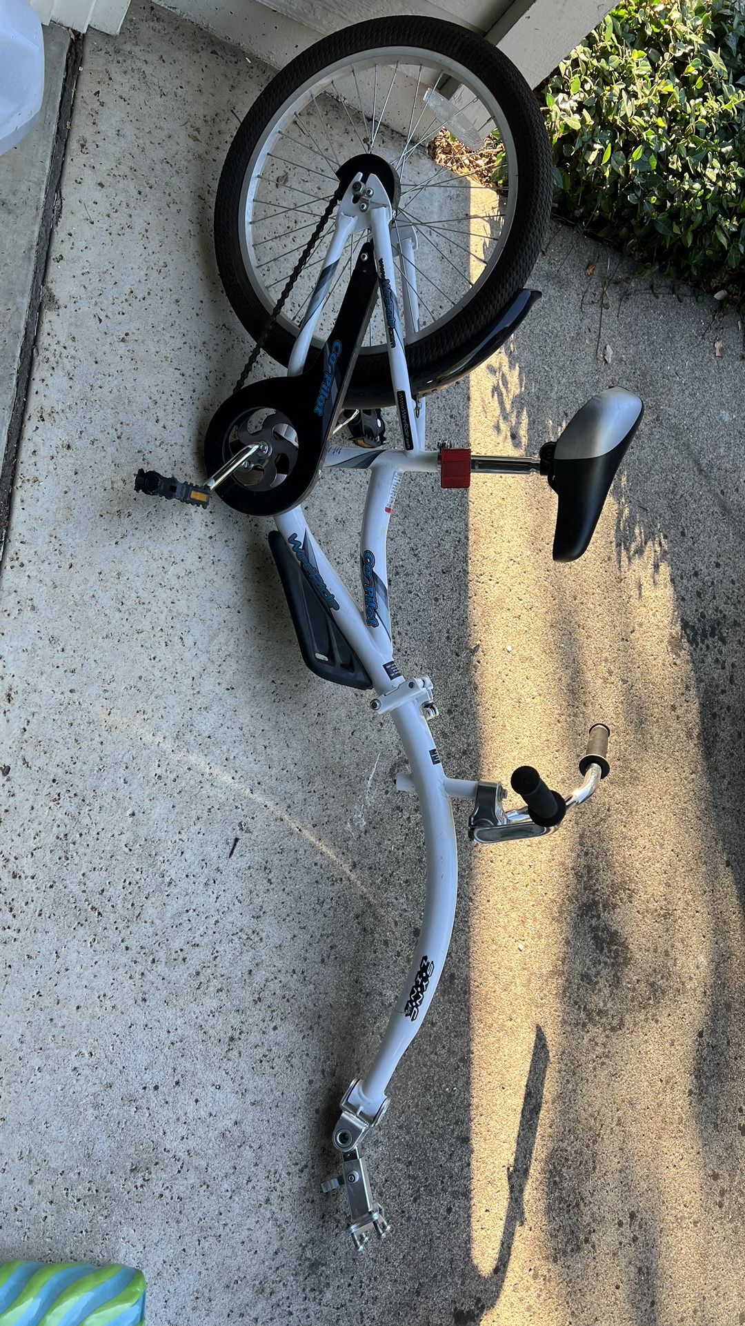 WeeRide Co Pilot Kids Bike Hitch Trailer