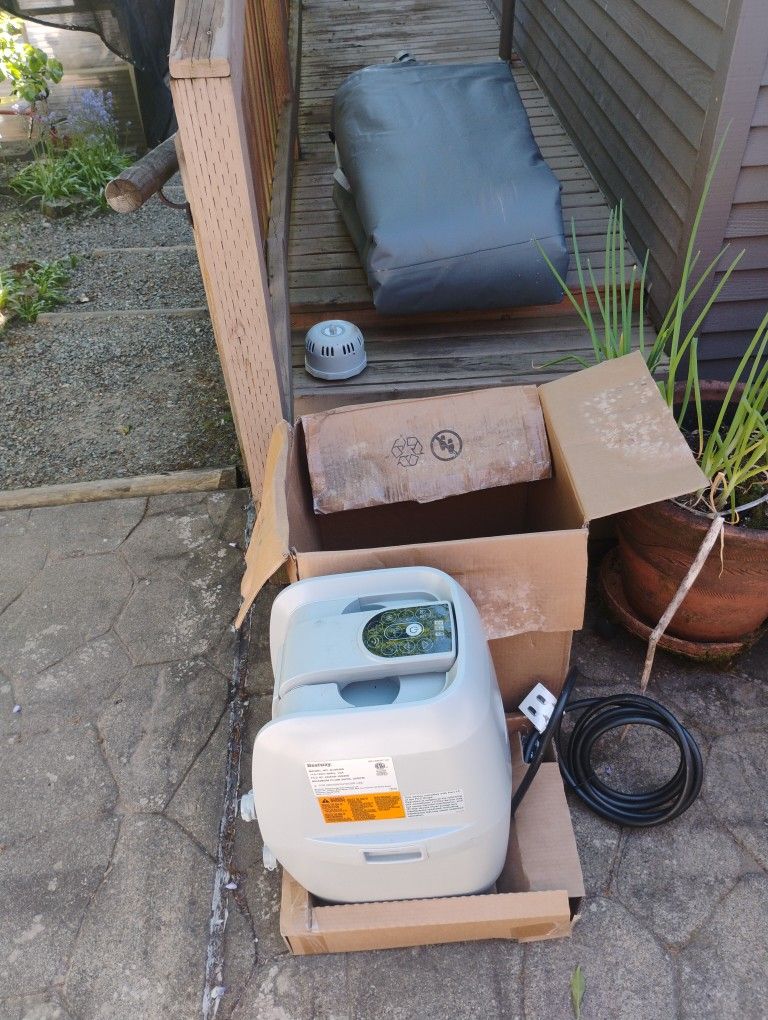 Saluspa Hot Tub