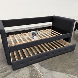 Gray Twin Daybed w/ Trundle 