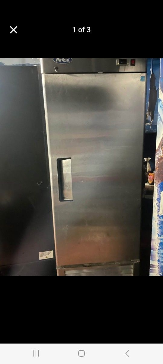 ATOSTA VERTICAL SODA AND COOLER