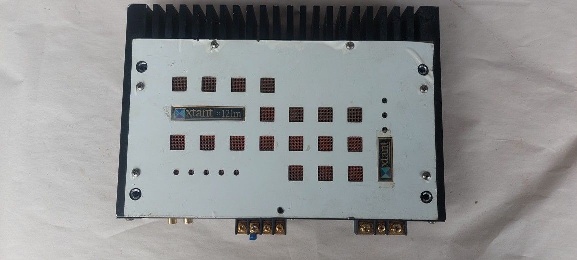 Xtant 121M Mono Amplifier 250 watt RMS 2 ohm old school