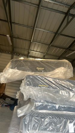 BeautyRest black medium tight top series 1 retails $3500 n up. Last one here $800. Can deliver high end at cheap formy OU followers