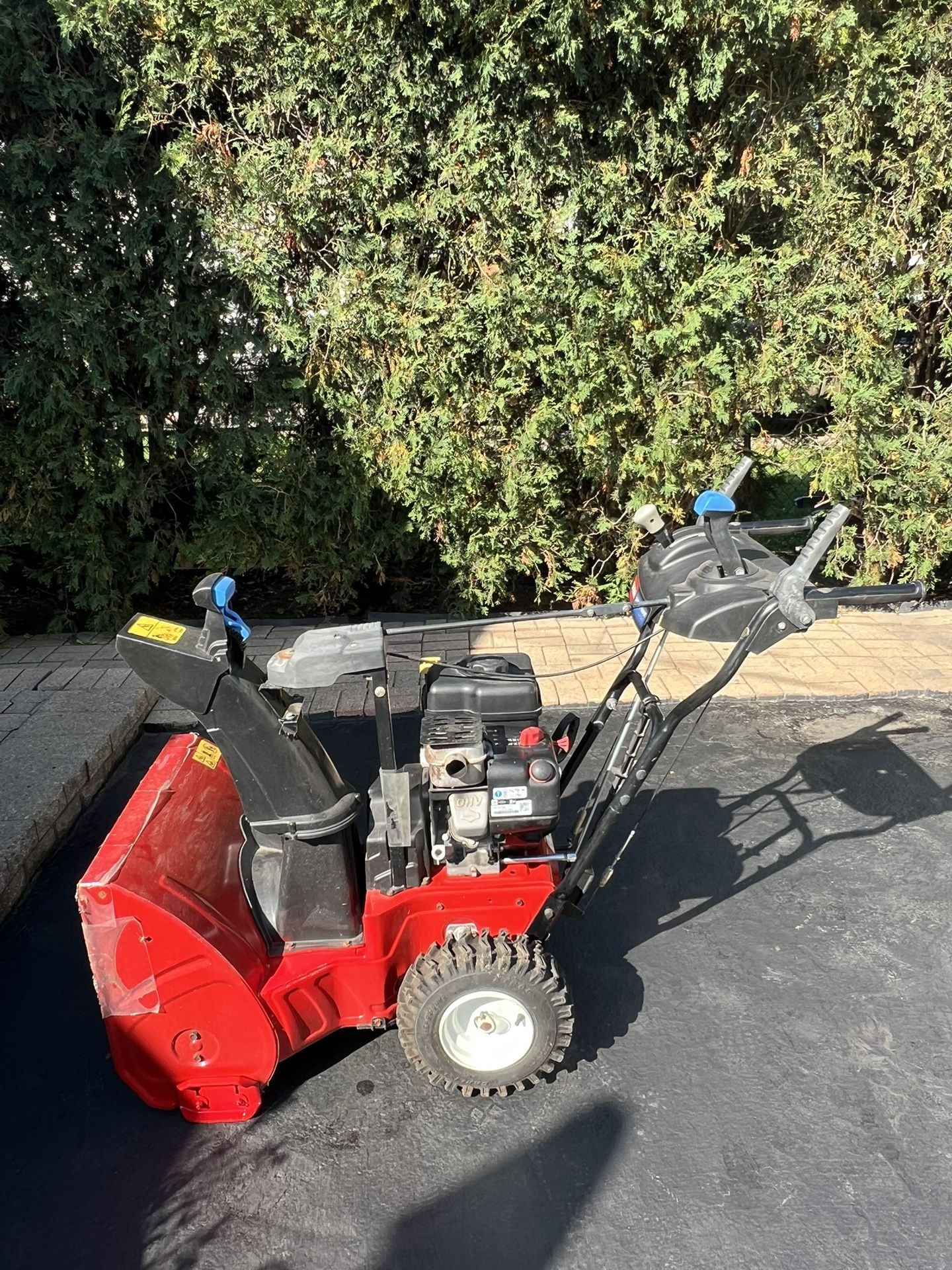 Toro Power Max 724 OE Snow Thrower