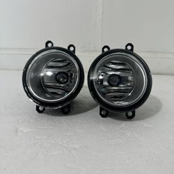 Toyota Yaris Hatchback Headlight Year 2009-2011