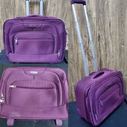Mauve Cloth Sampsonite Luggage 🧳 $25
