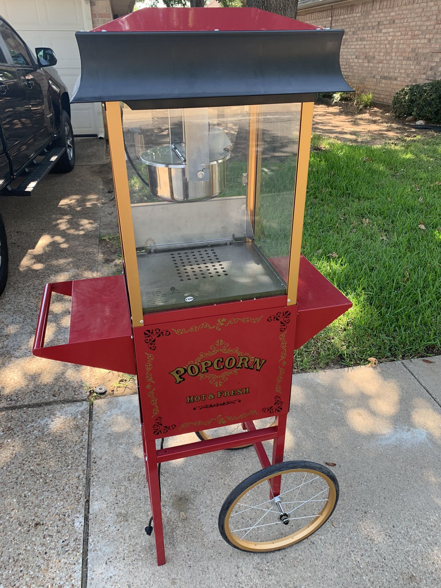 Popcorn machine