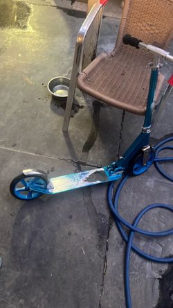 Razor scooter