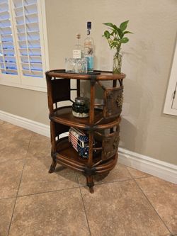 Genuine Pulaski Furniture Tropical 3-Tier Accent Table/Bar Cart