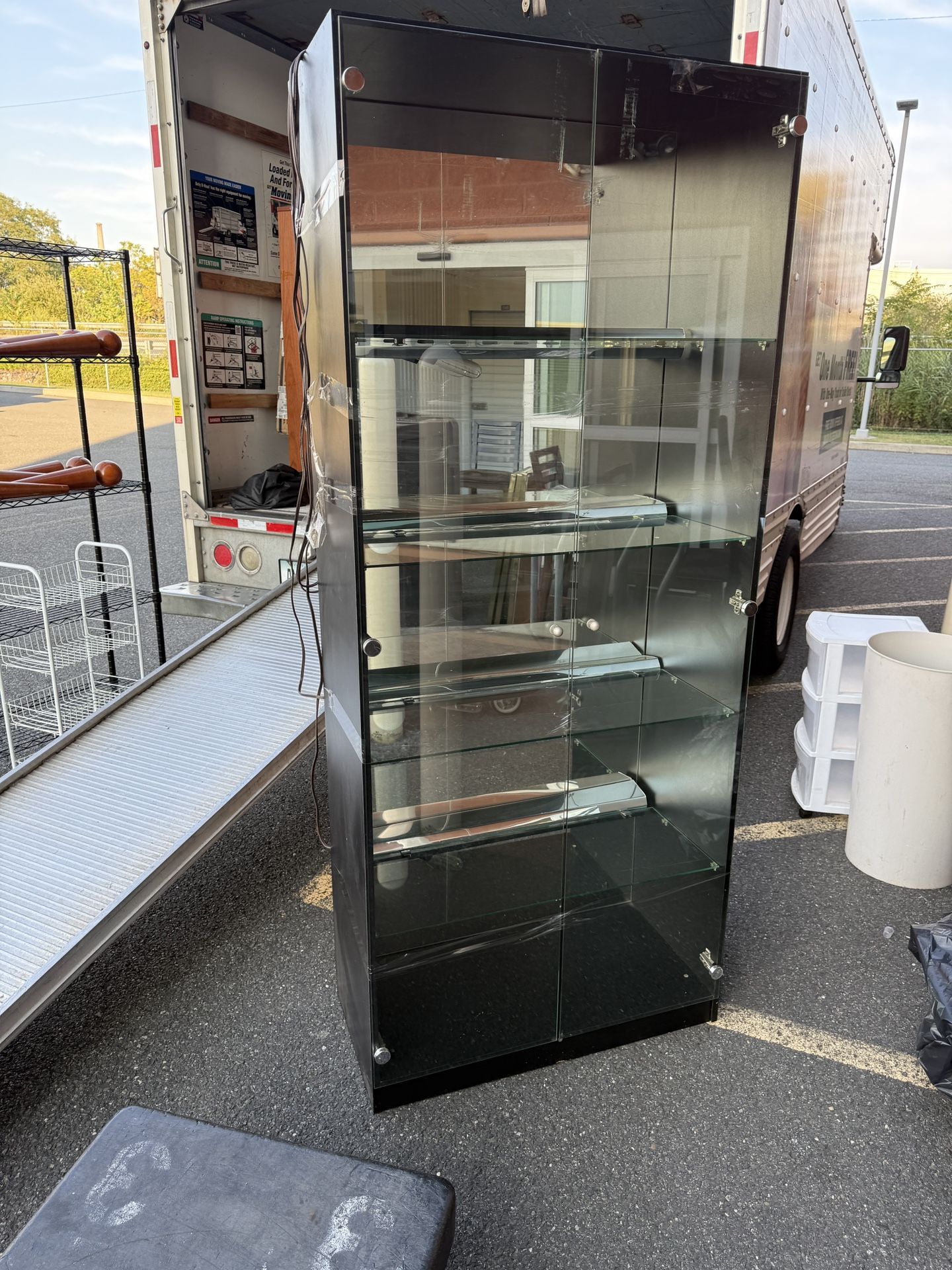China Cabinet / Bar Display