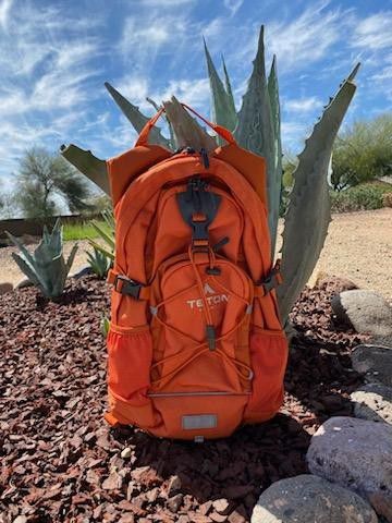 TETON Sports 18L Hydration Backpack Color Tangerine 