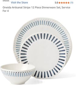 Oneida Dinnerware Set For 4