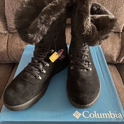 New Columbia Women’s Slopeslide Village Omni-Heat Boots Size 10