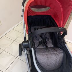 Very  Nice Stroller In Perfect Condition 