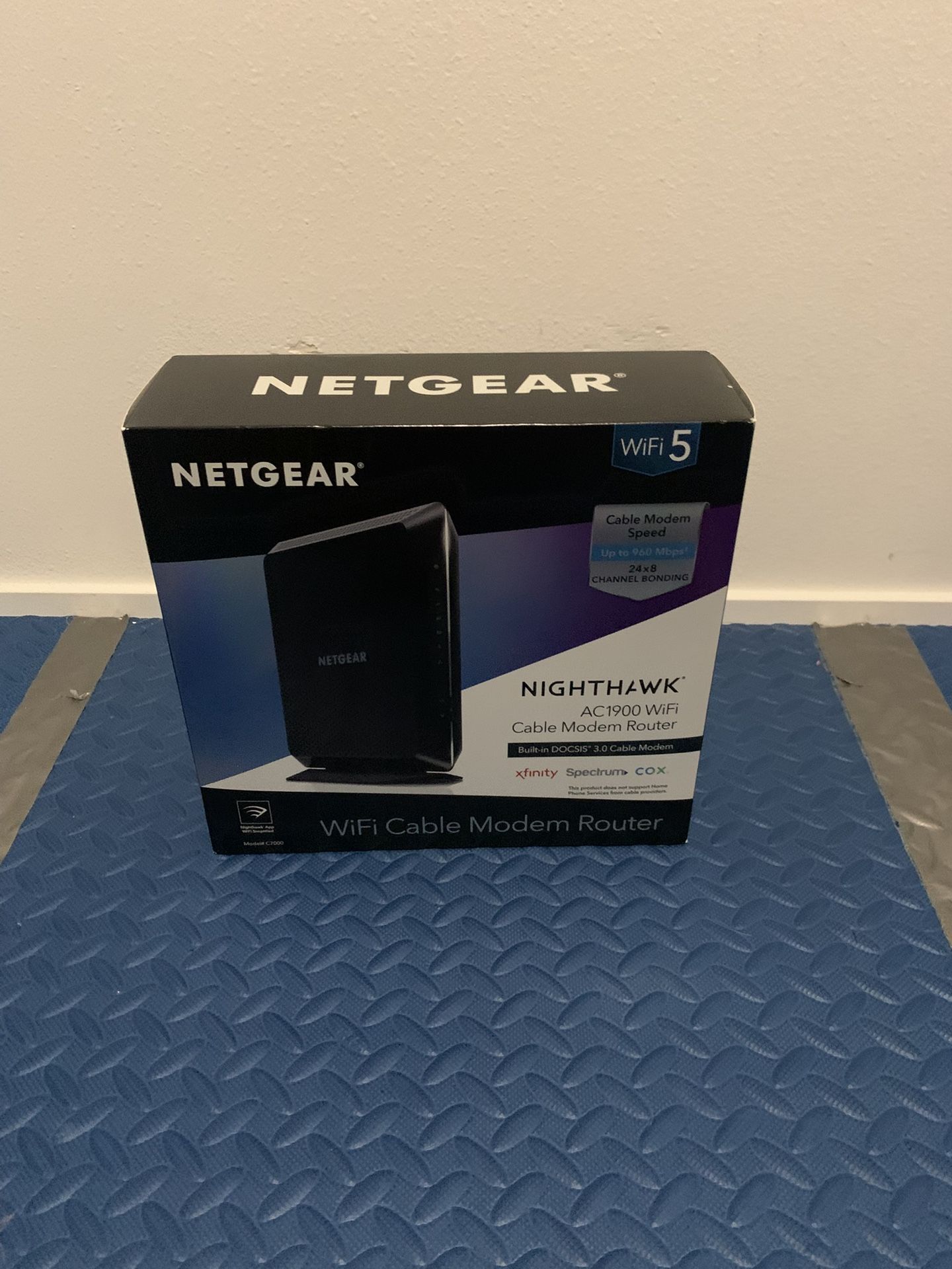 Netgear Nighthawk AC1900 Router With Cable Modem Built-in