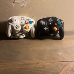 GameCube Controllers