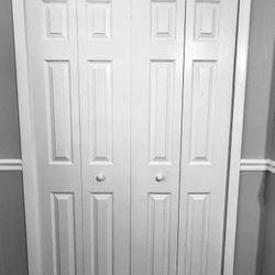 2 Bifold Closet Doors (Each 23 7/8 w x 78 h), for 48"x 80" Opening, White Folding Closet Doors with Hardware Included