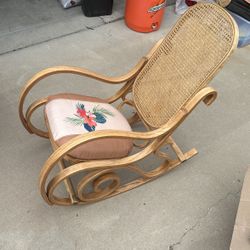 Antique Rocking Chair 