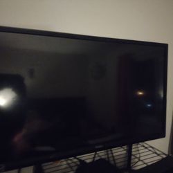 Haier 32' Inch Black Tv