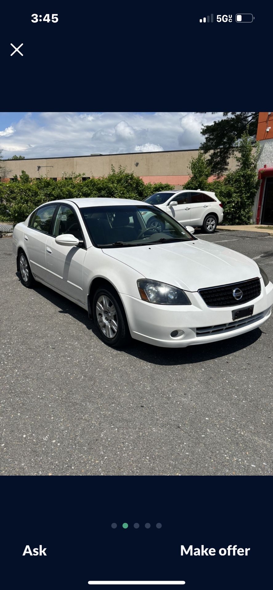 White Nissan 