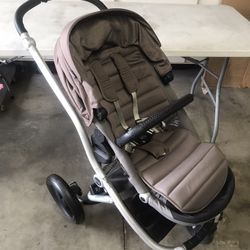 Britax Stroller With ALL Accessories
