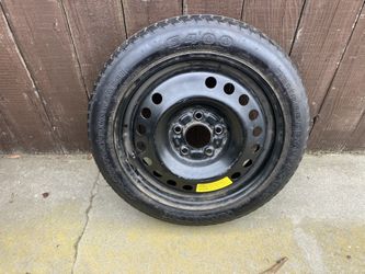 2016 Mini Cooper Clubman spare tire