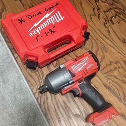 Milwaukee impact and socket set