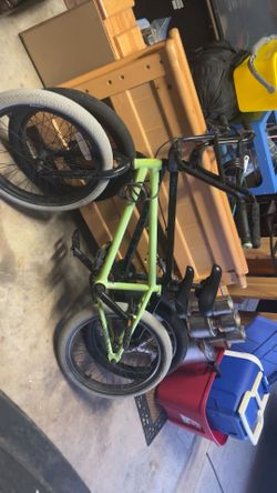 Green Haro Bmx Bike “broken Brakes”