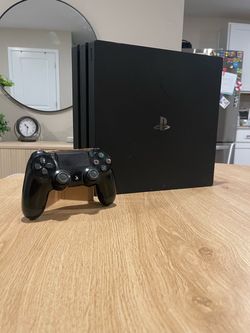Somy PS4 Pro 1TB | CUH-705B | FW 11.50 | Excellent Condition