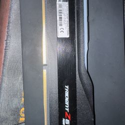 Trident Z5 RGB 16GBx2 CL 36-36-96